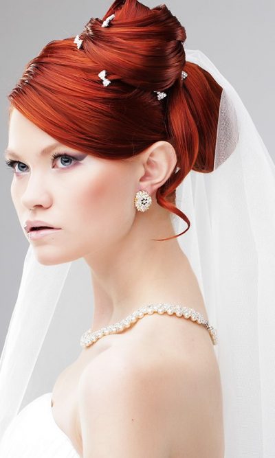 Capelli da sposa rosso acceso