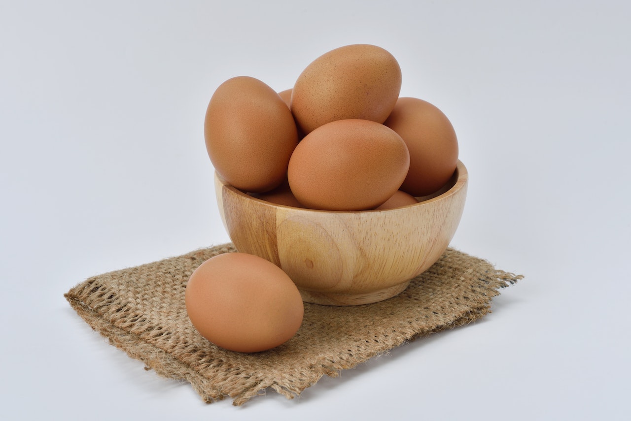 Ciotola di uova