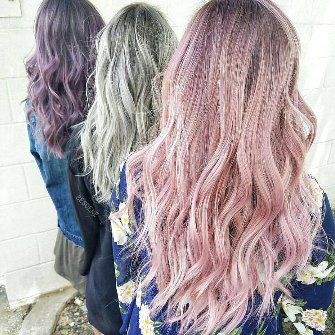 Trittico di capelli lunghi colorati