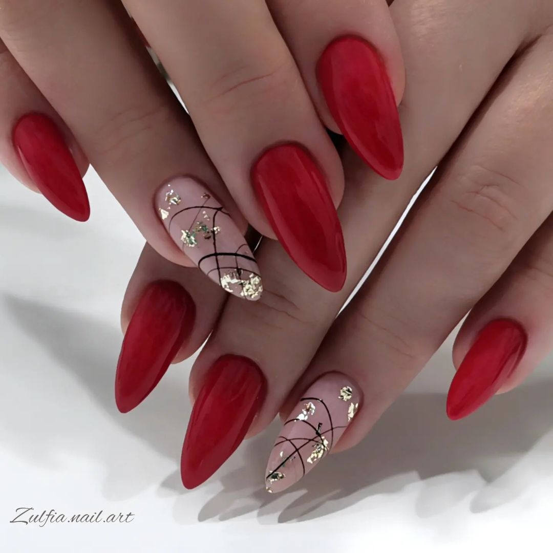 Unghie appuntite con gel rosso - @ideas_for_nailart