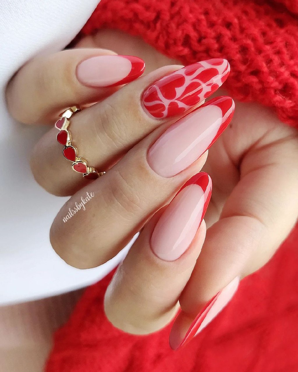 Unghie rosse con french - @nailssbykate