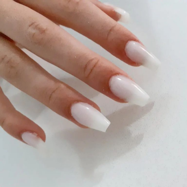 Unghie Bianco Latte Alcune Nail Art Alla Moda Da Cui Prendere Spunto 4016