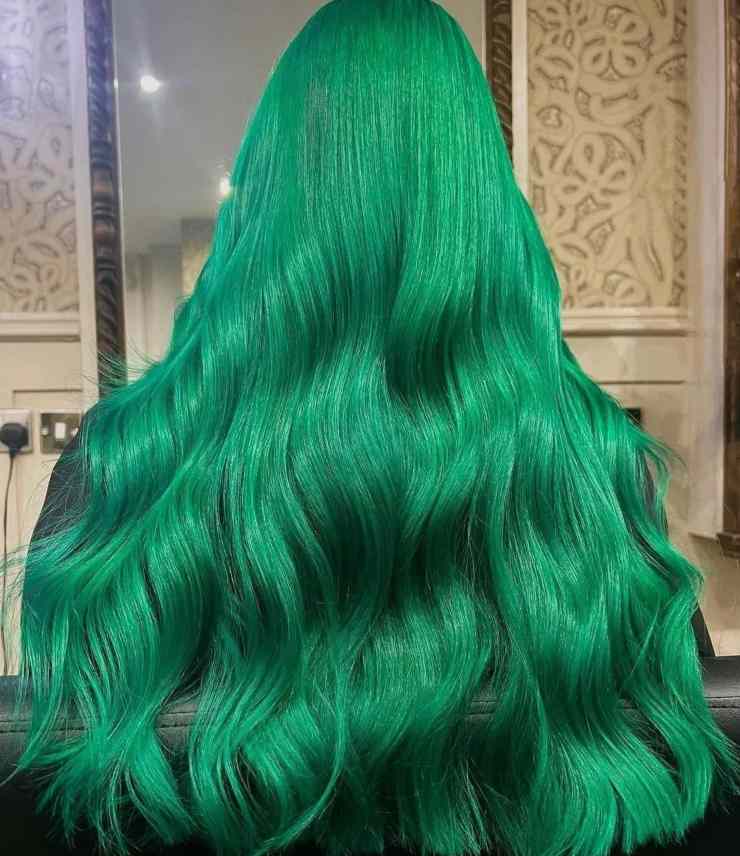 intenso verde capelli - @manicpanicnyc