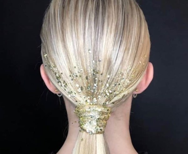 hairbymariekristine Acconciatura coda elegante glitter 15-12-2022