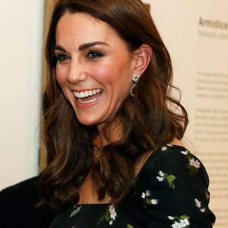 Kate Middleton capelli castano moka