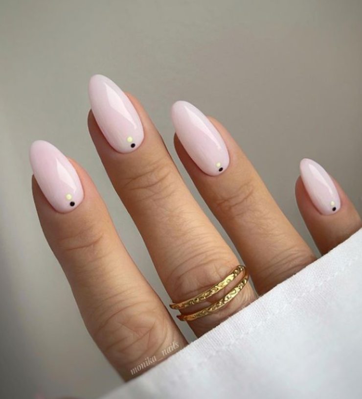 15 nail art delicate con dot